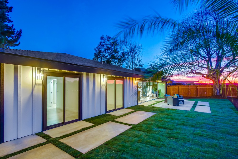 Virtual tour photo 10 of 60 for 3066 Mercer Ln