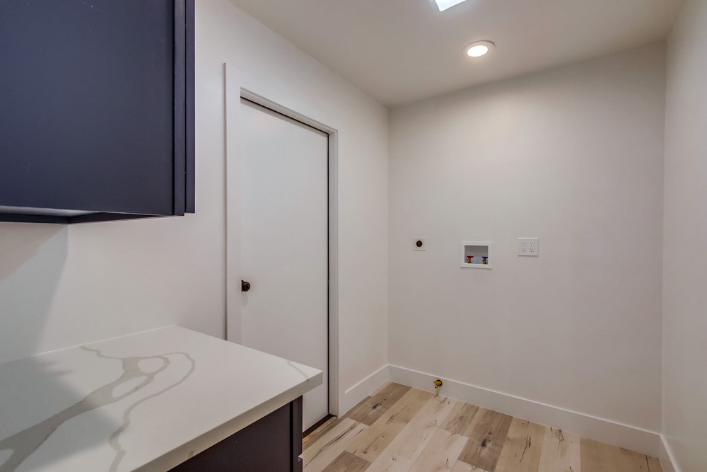 Virtual tour photo 45 of 60 for 3066 Mercer Ln
