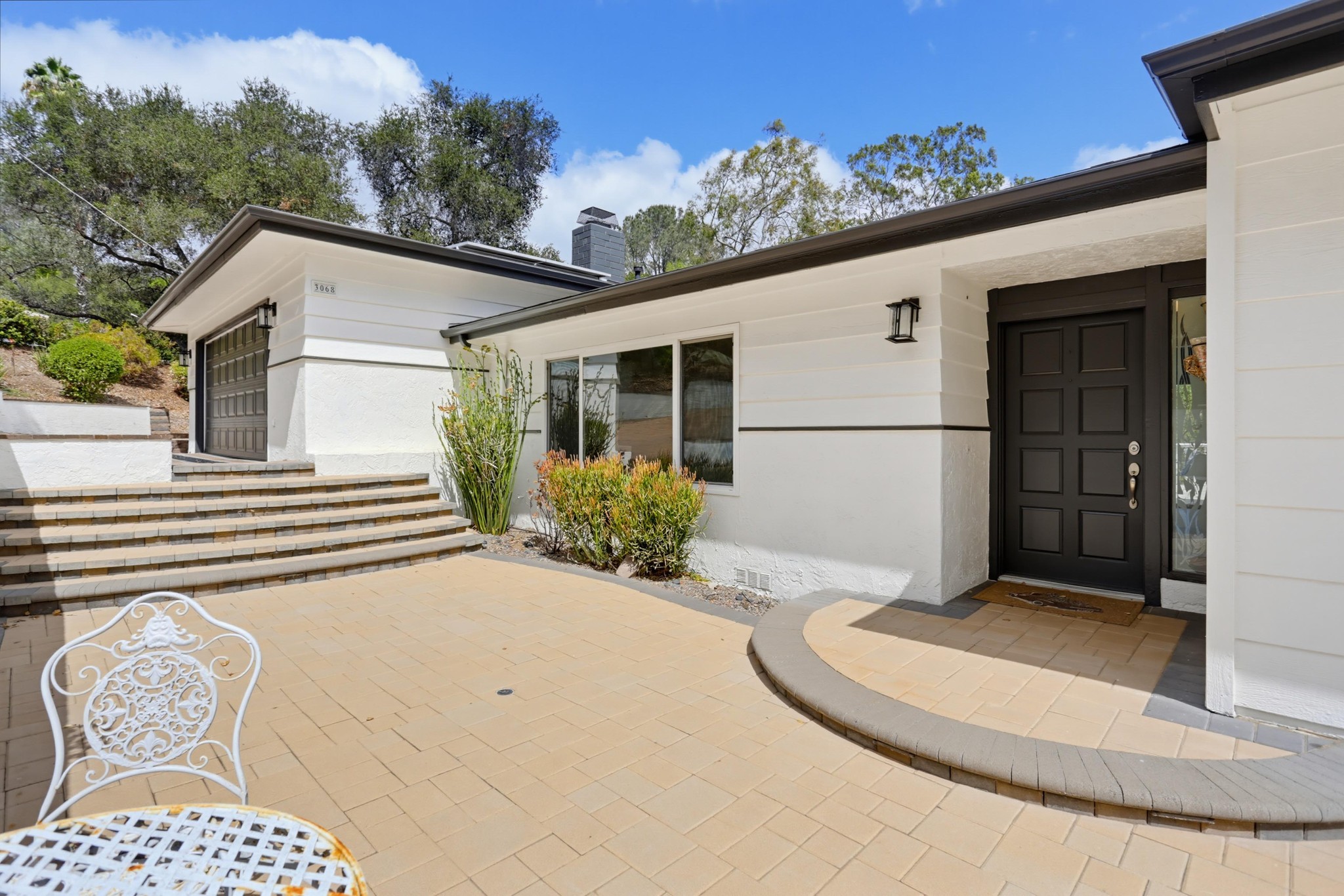 Virtual tour photo 6 of 44 for 3068 Via Hermosa