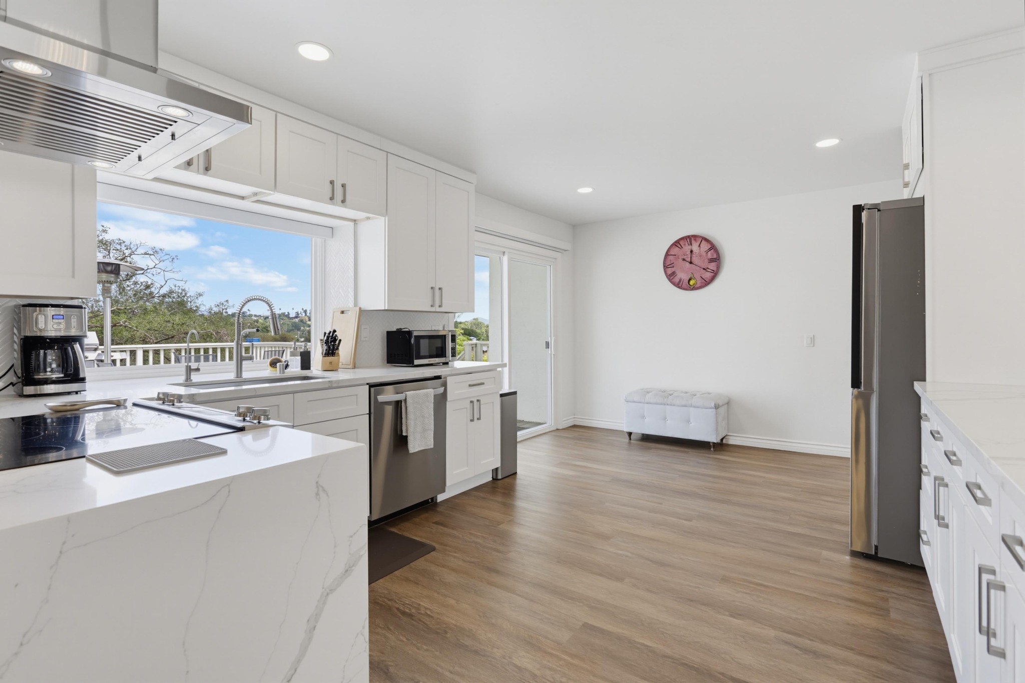 Virtual tour photo 17 of 44 for 3068 Via Hermosa