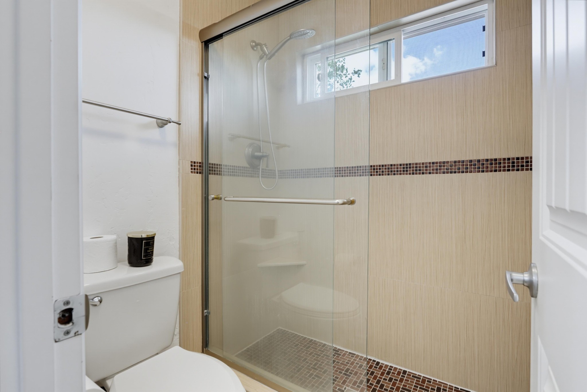 Virtual tour photo 24 of 44 for 3068 Via Hermosa