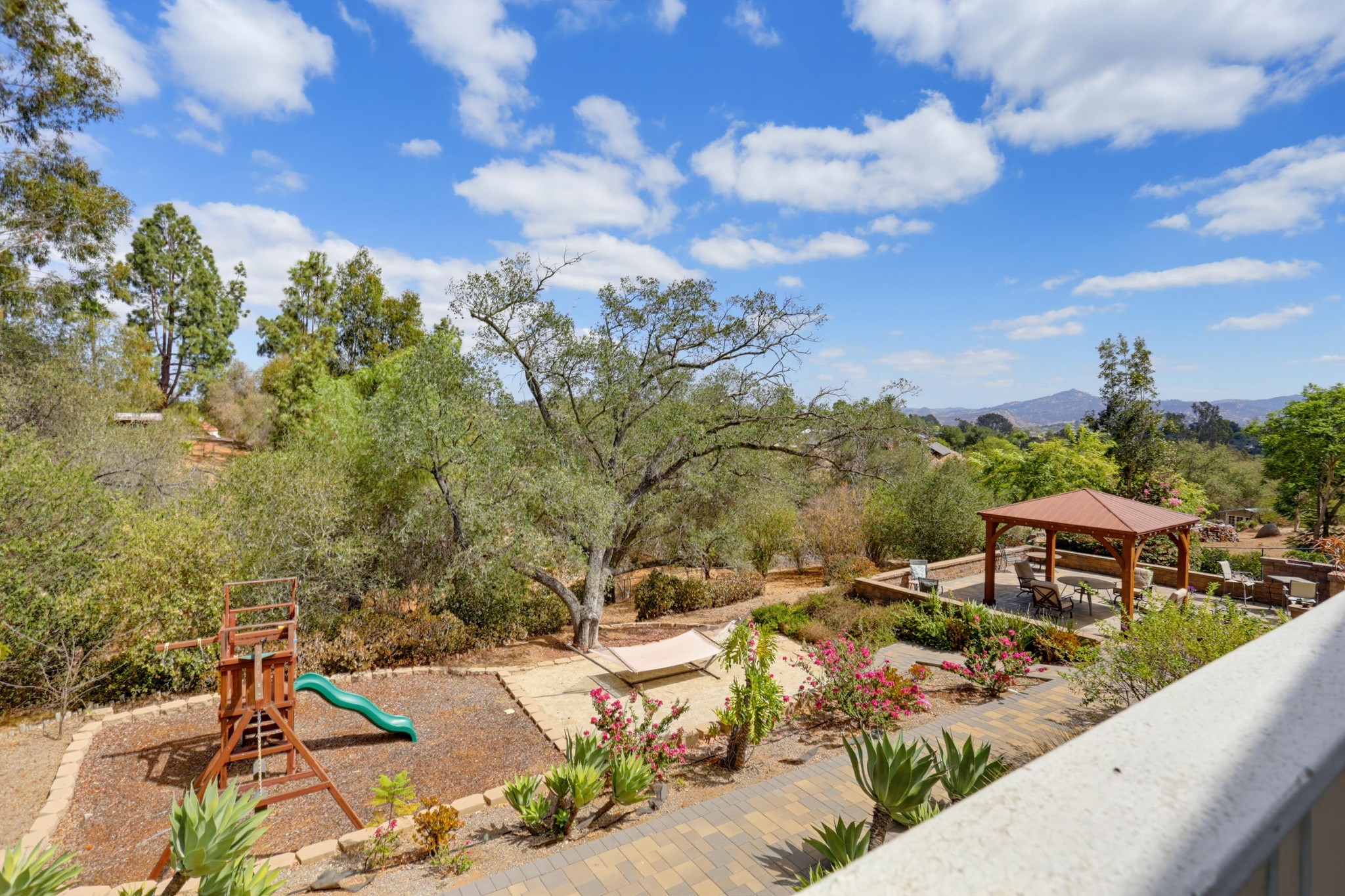 Virtual tour photo 35 of 44 for 3068 Via Hermosa
