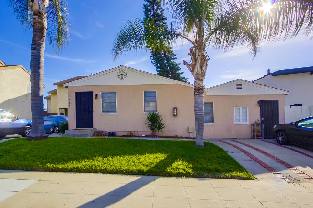 Virtual tour photo 1 of 8 for 3071 Hawthorn St