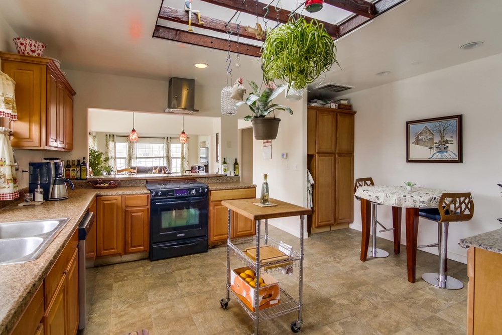 Virtual tour photo 15 of 44 for 3071 L St