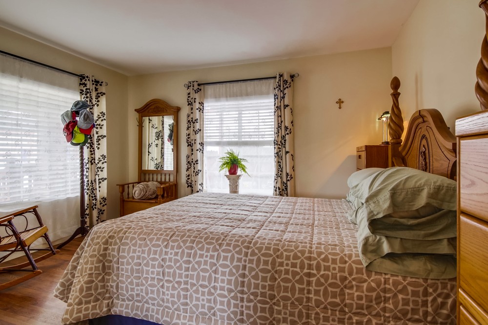 Virtual tour photo 16 of 44 for 3071 L St