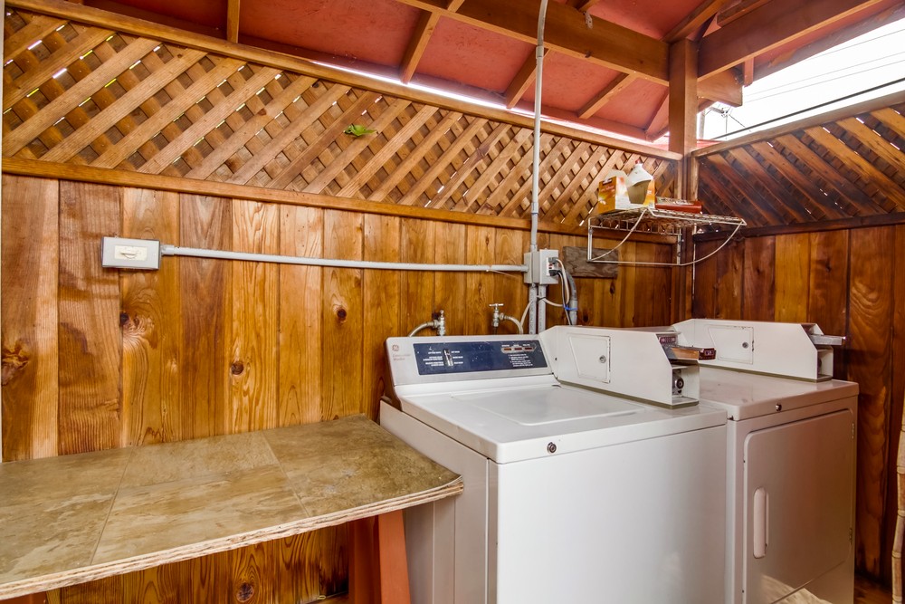 Virtual tour photo 29 of 44 for 3071 L St