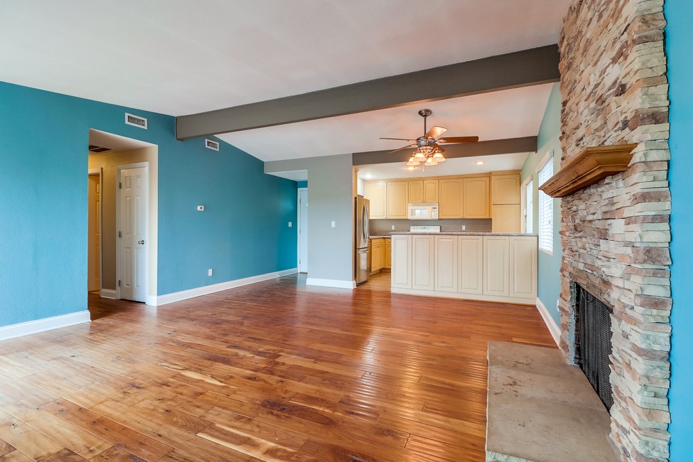 Virtual tour photo 7 of 30 for 3072 Martindale Ct