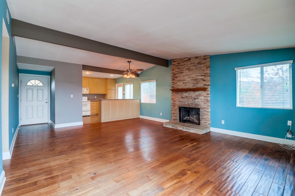 Virtual tour photo 8 of 30 for 3072 Martindale Ct