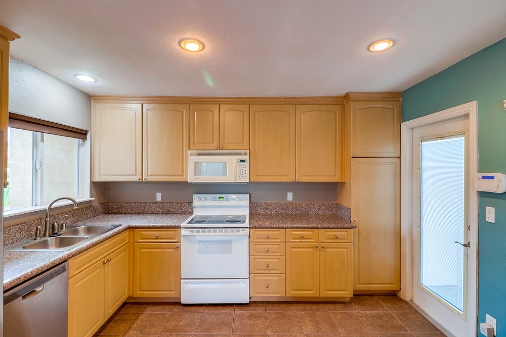 Virtual tour photo 12 of 30 for 3072 Martindale Ct