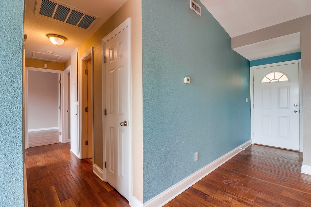 Virtual tour photo 16 of 30 for 3072 Martindale Ct