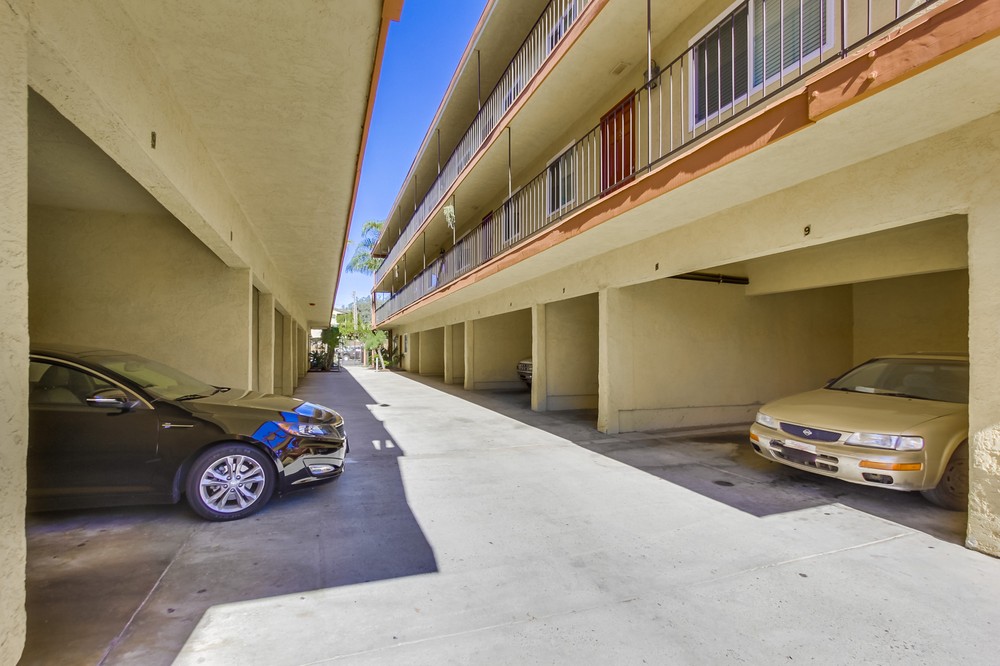 Virtual tour photo 19 of 20 for 3075 B St