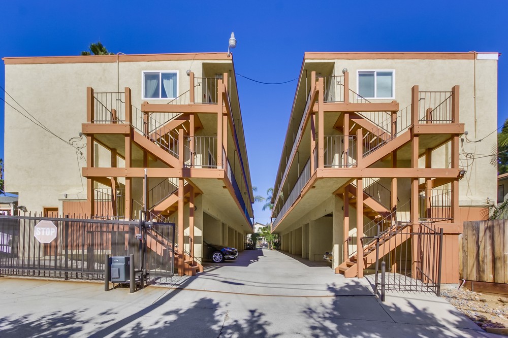 Virtual tour photo 20 of 20 for 3075 B St