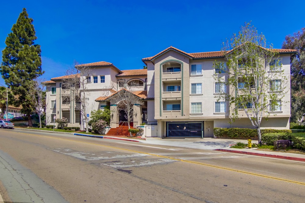 Virtual tour photo 4 of 37 for 3078 Broadway #104