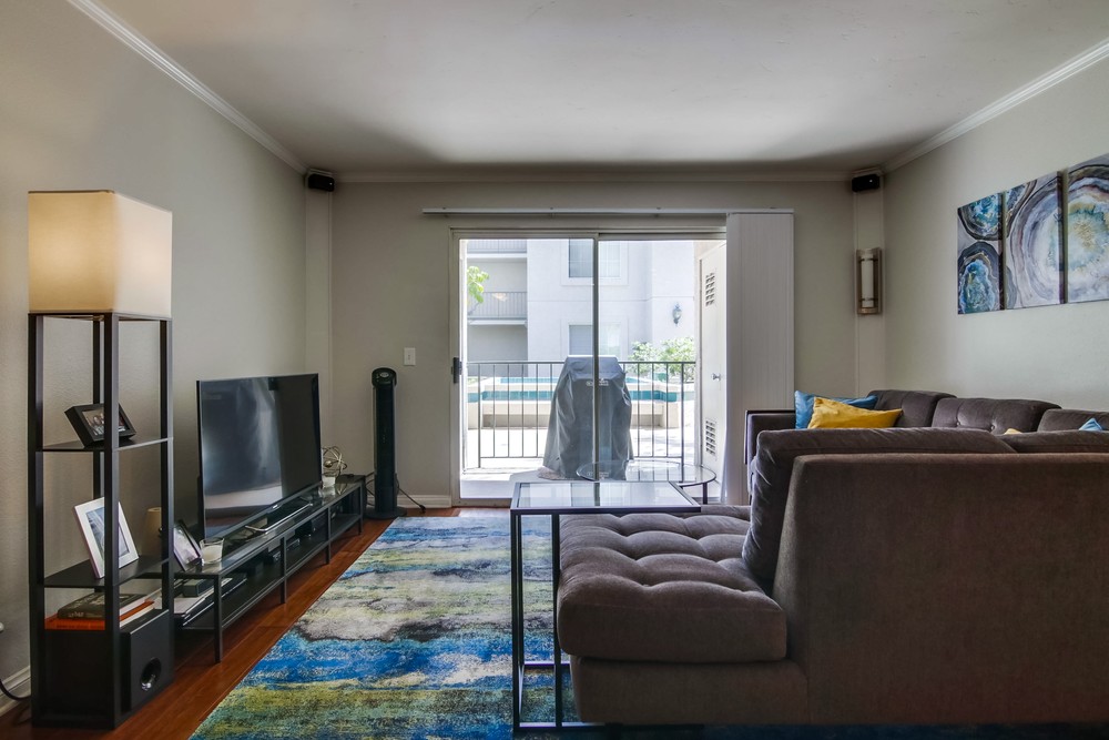 Virtual tour photo 10 of 37 for 3078 Broadway #104