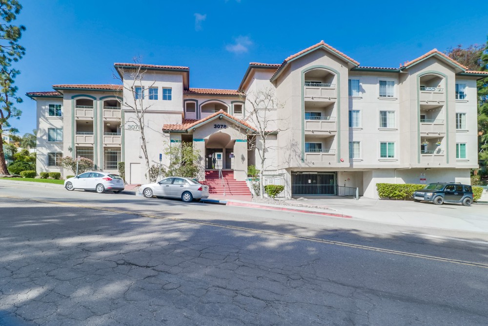 Virtual tour photo 1 of 37 for 3078 Broadway
