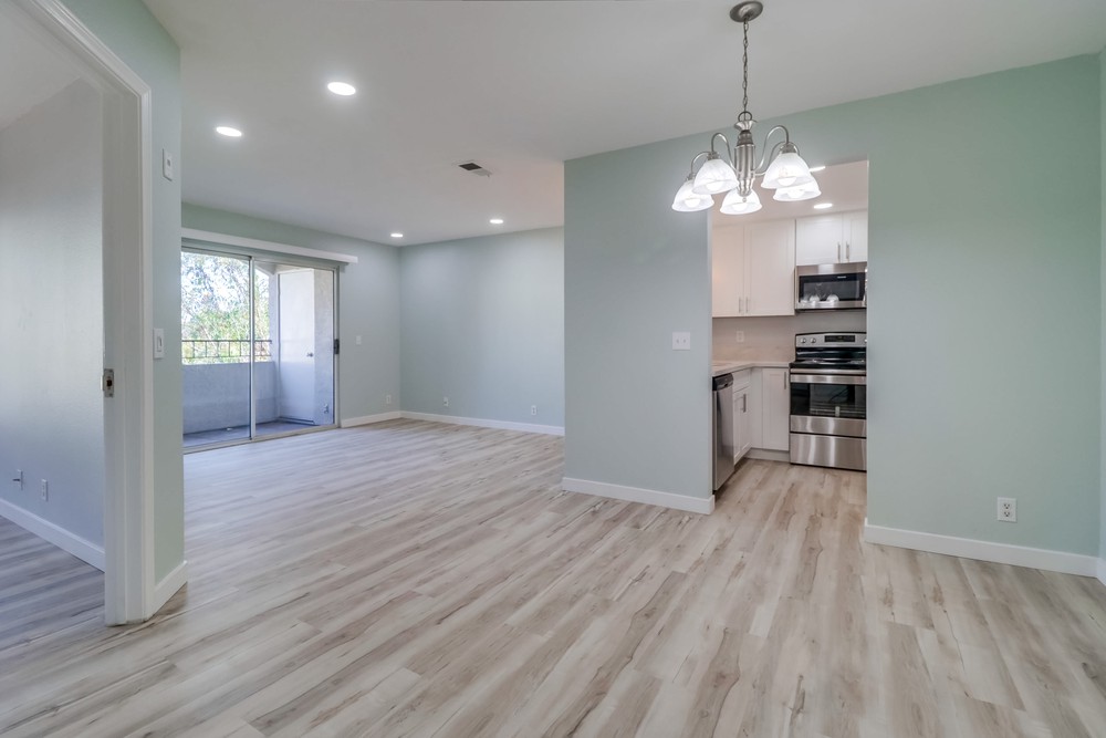 Virtual tour photo 8 of 37 for 3078 Broadway