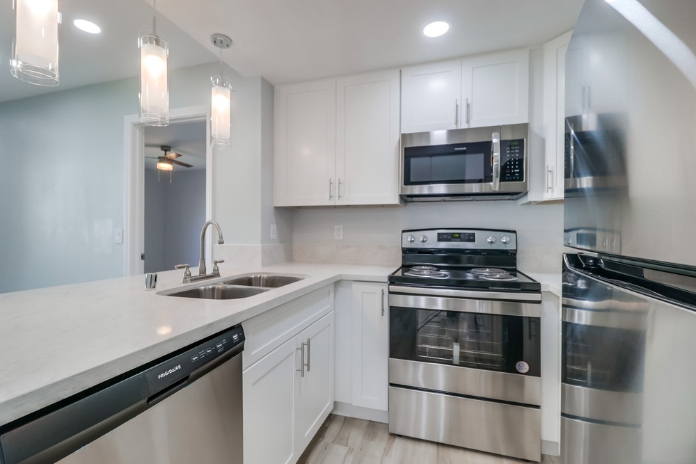 Virtual tour photo 16 of 37 for 3078 Broadway