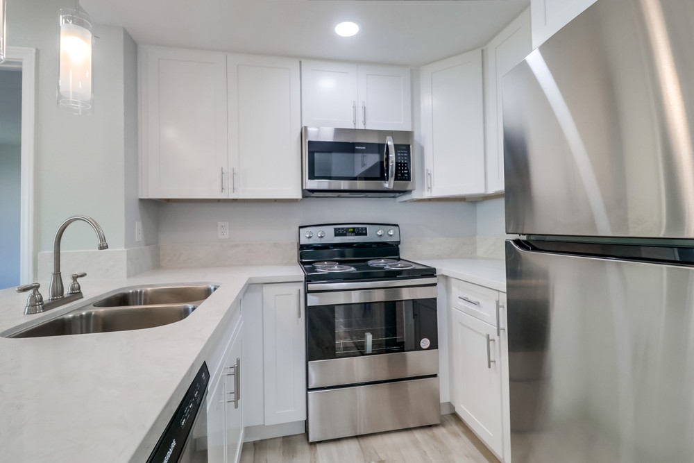 Virtual tour photo 18 of 37 for 3078 Broadway