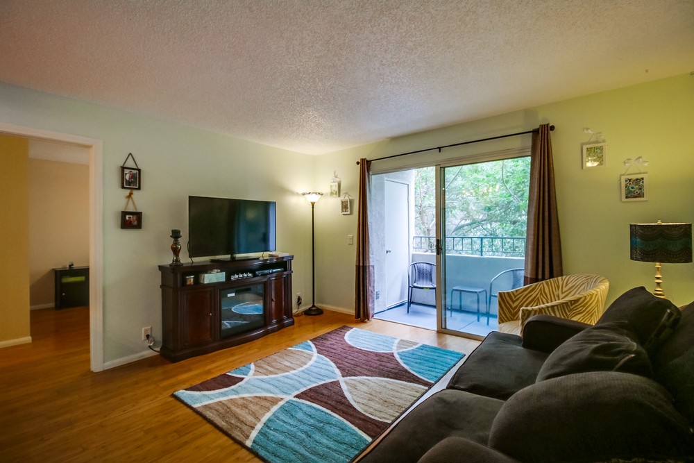 Virtual tour photo 9 of 36 for 3078 Broadway #207