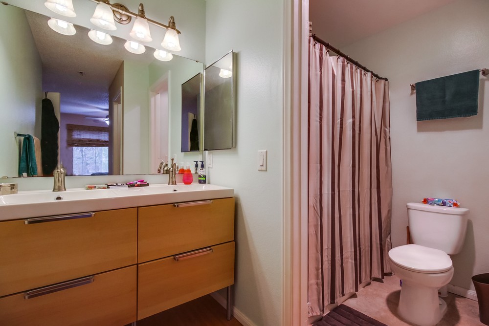 Virtual tour photo 29 of 36 for 3078 Broadway #207
