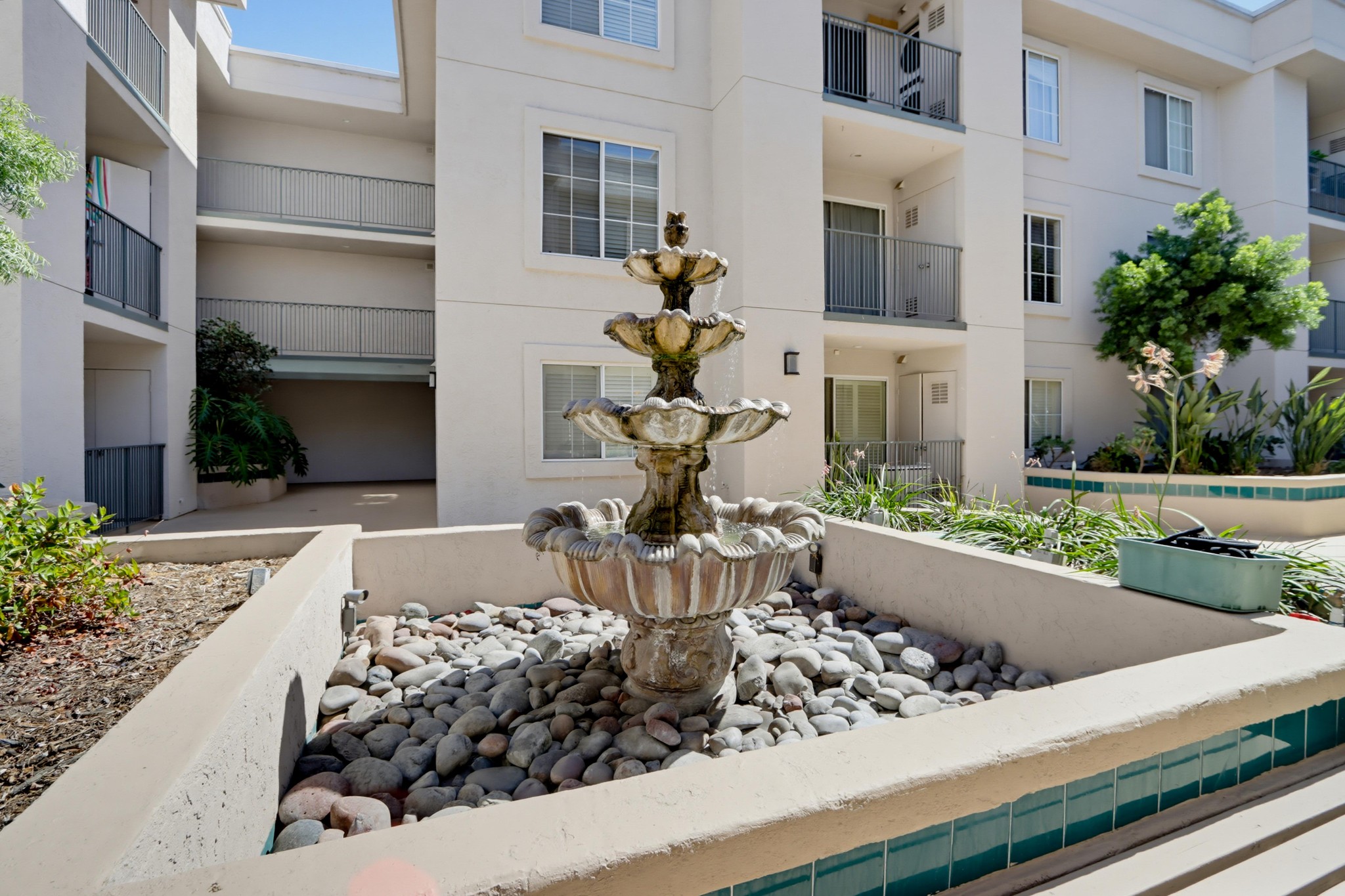 Virtual tour photo 8 of 30 for 3078 Broadway Unit 108