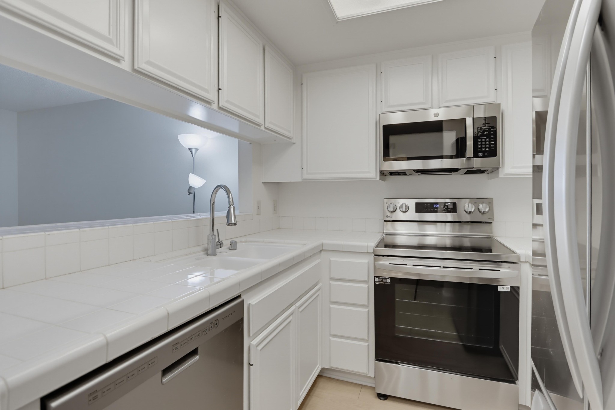 Virtual tour photo 12 of 30 for 3078 Broadway Unit 108