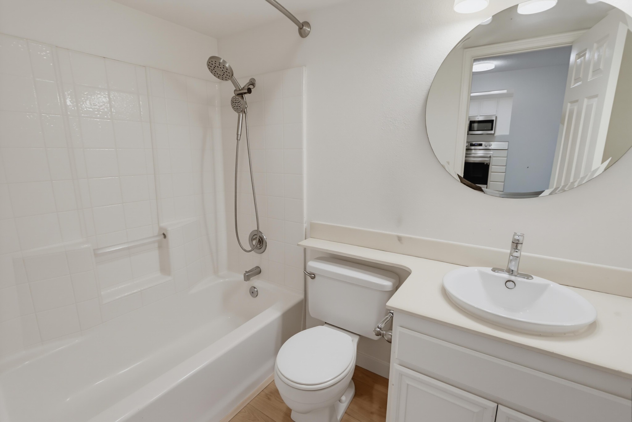 Virtual tour photo 20 of 30 for 3078 Broadway Unit 108
