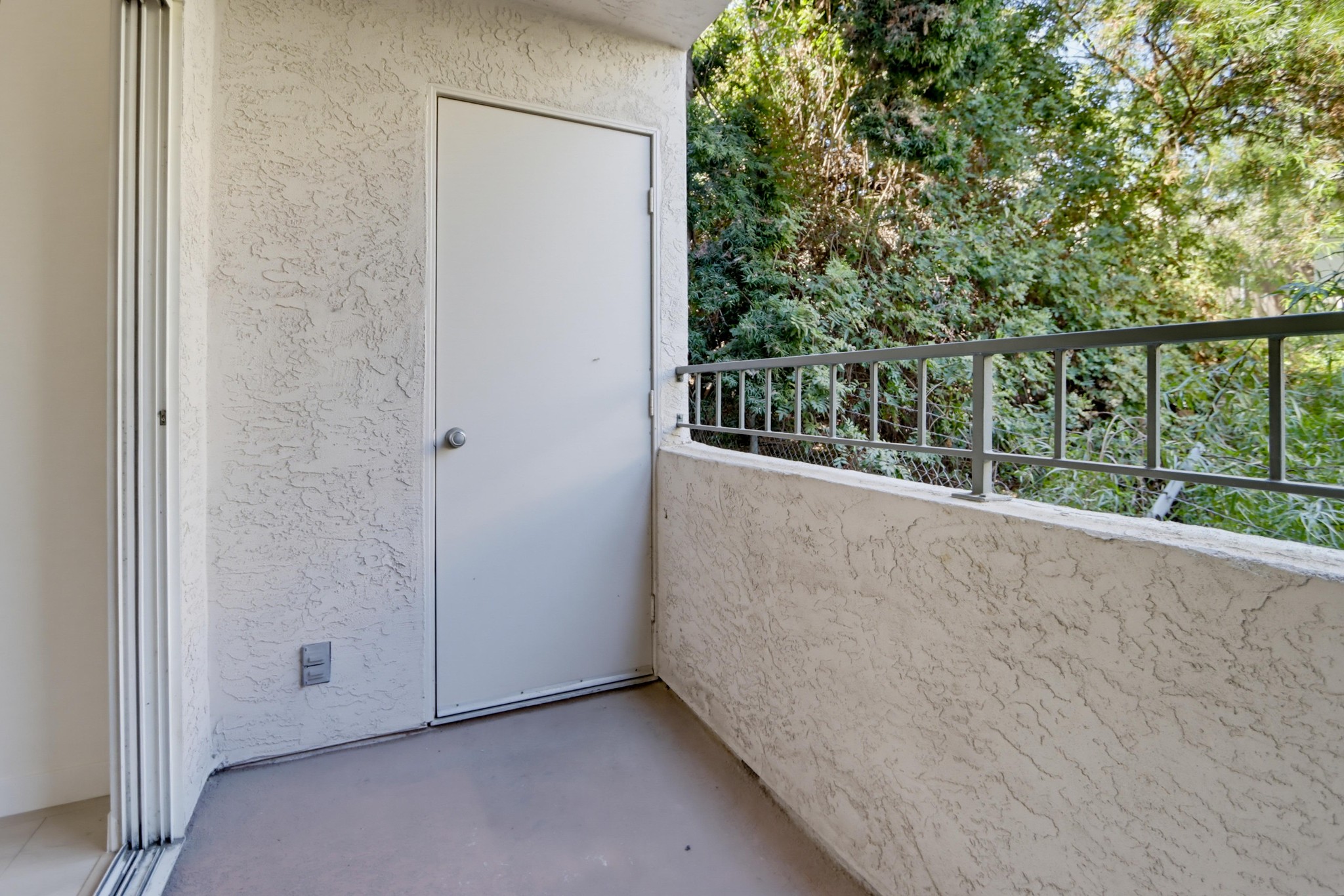 Virtual tour photo 26 of 30 for 3078 Broadway Unit 108