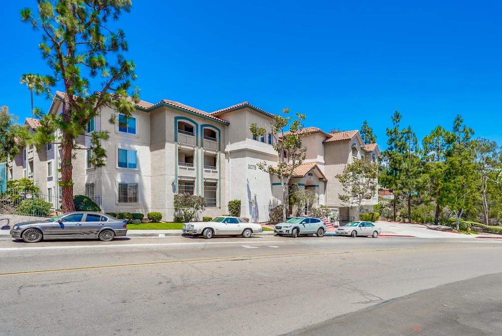 Virtual tour photo 3 of 46 for 3078 Broadway UNIT 117