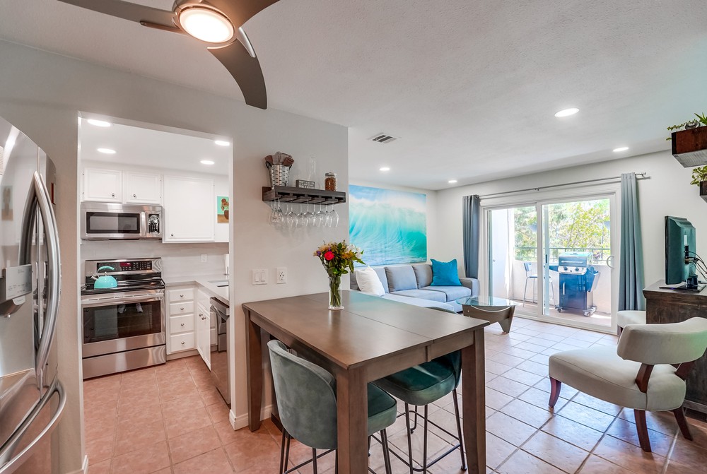 Virtual tour photo 10 of 46 for 3078 Broadway UNIT 117