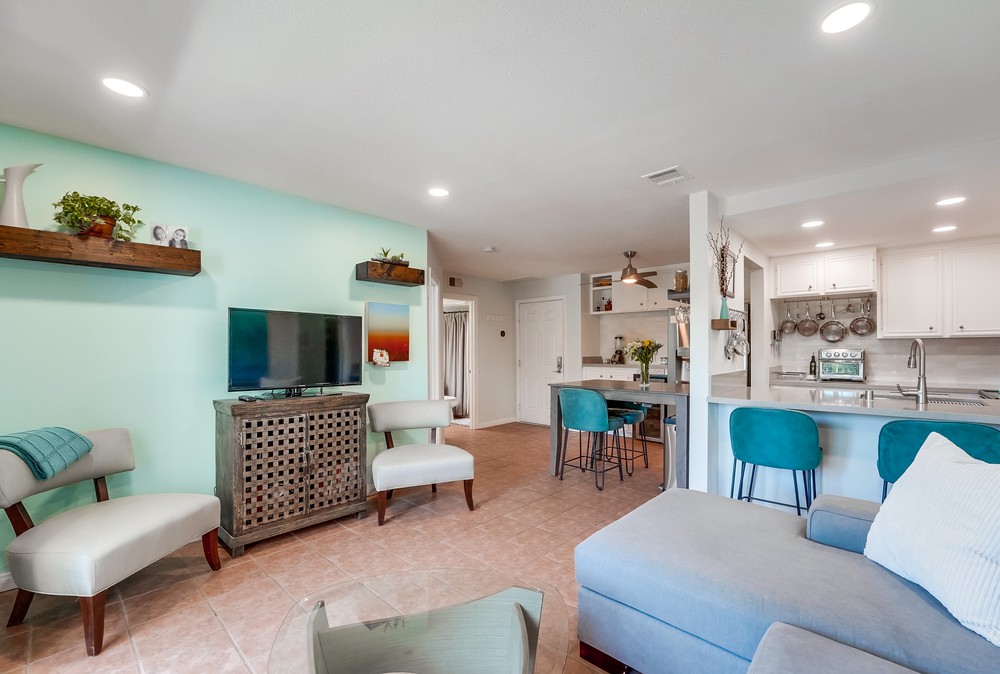 Virtual tour photo 13 of 46 for 3078 Broadway UNIT 117