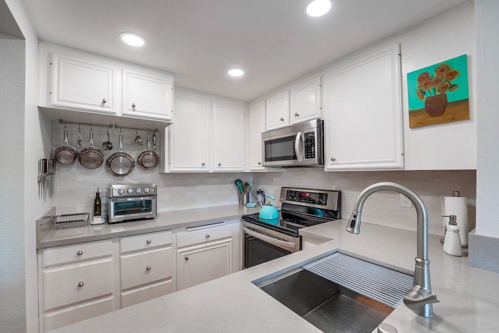 Virtual tour photo 23 of 46 for 3078 Broadway UNIT 117
