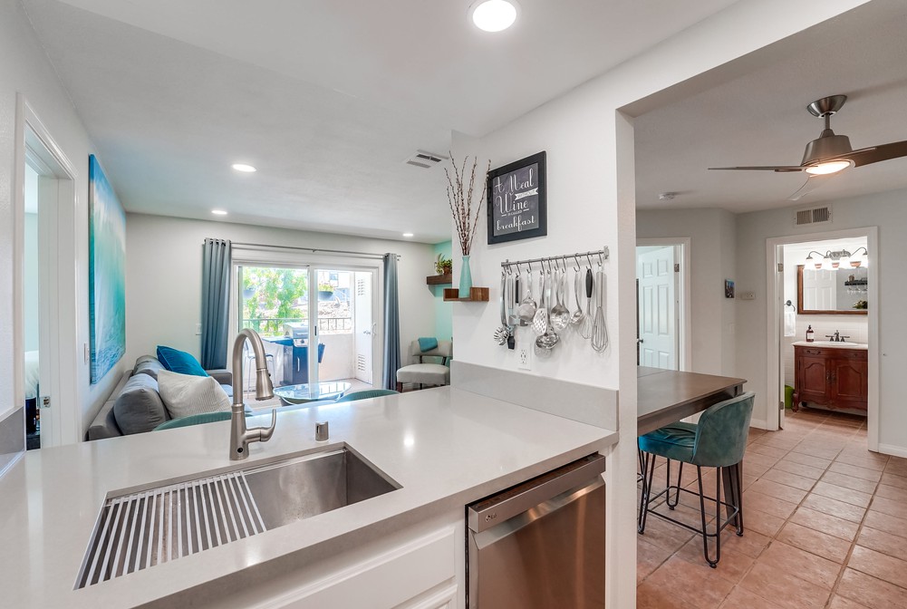 Virtual tour photo 24 of 46 for 3078 Broadway UNIT 117