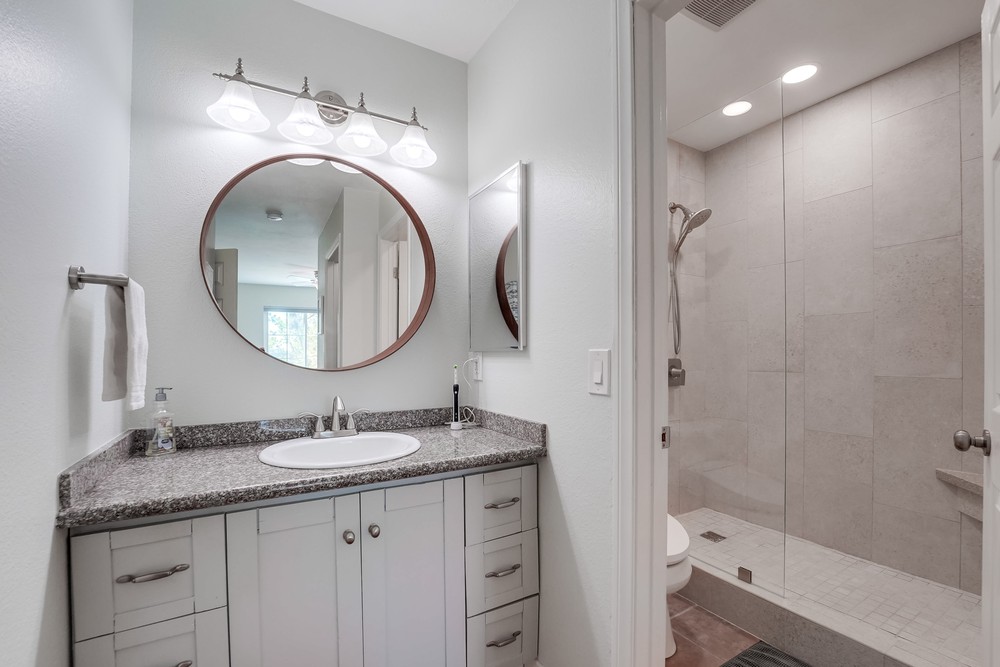 Virtual tour photo 31 of 46 for 3078 Broadway UNIT 117
