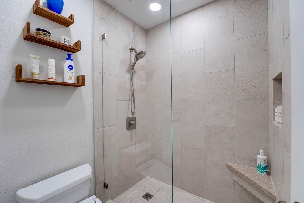 Virtual tour photo 32 of 46 for 3078 Broadway UNIT 117