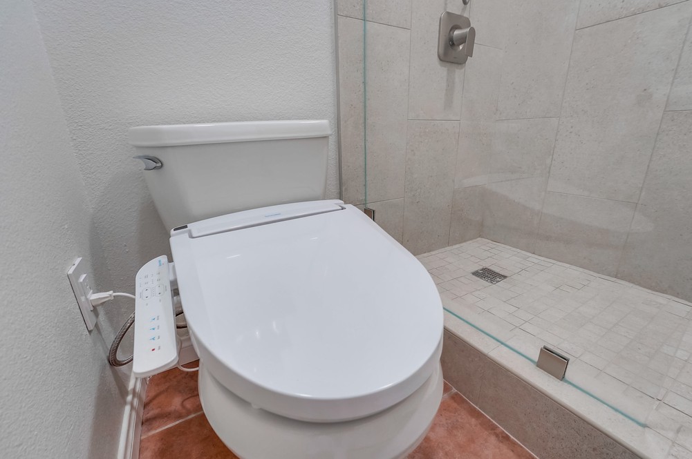 Virtual tour photo 33 of 46 for 3078 Broadway UNIT 117