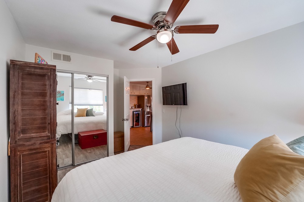 Virtual tour photo 36 of 46 for 3078 Broadway UNIT 117