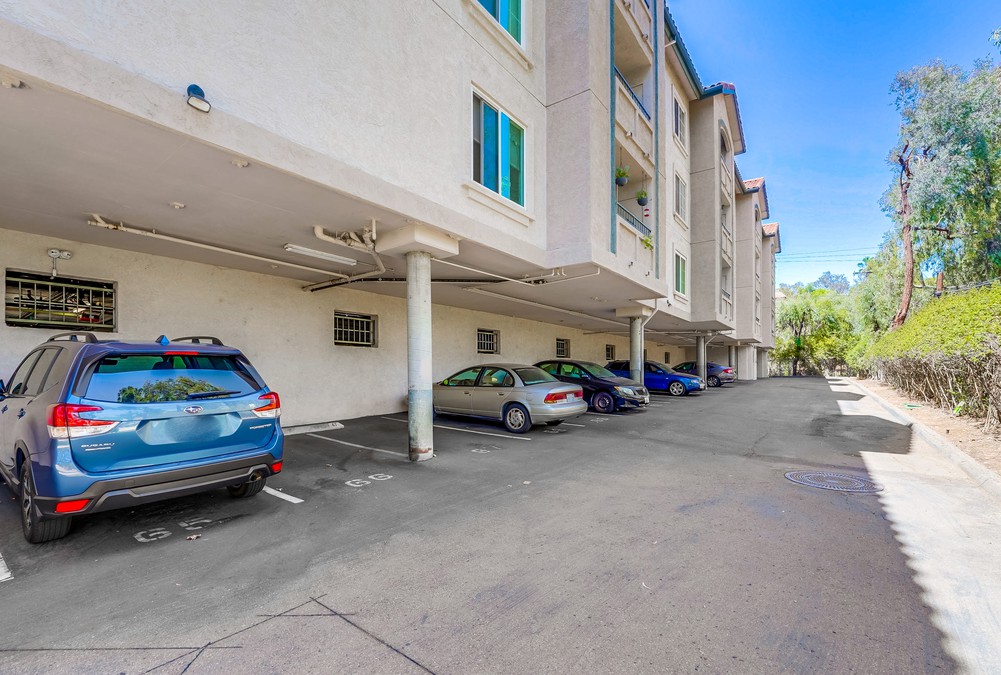 Virtual tour photo 47 of 46 for 3078 Broadway UNIT 117