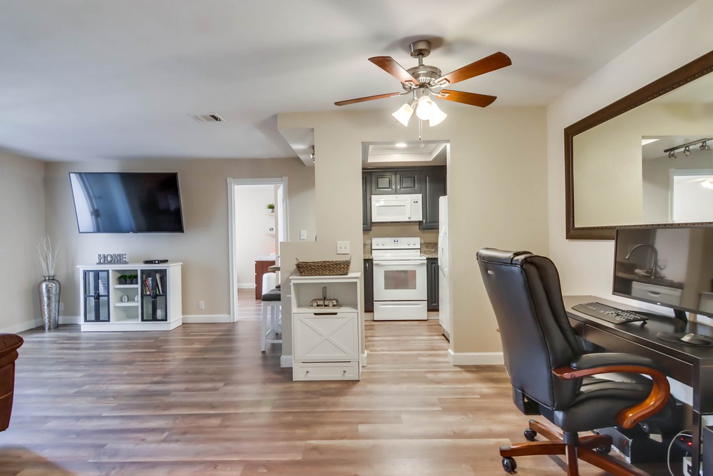 Virtual tour photo 9 of 39 for 3078 Broadway UNIT 202