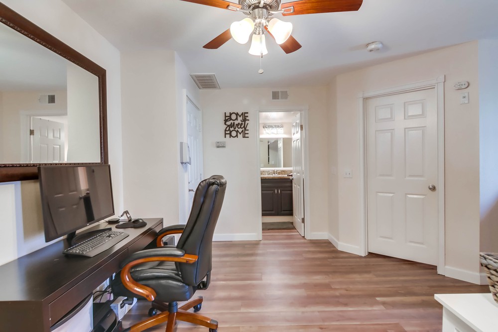 Virtual tour photo 16 of 39 for 3078 Broadway UNIT 202