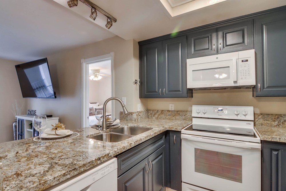 Virtual tour photo 22 of 39 for 3078 Broadway UNIT 202
