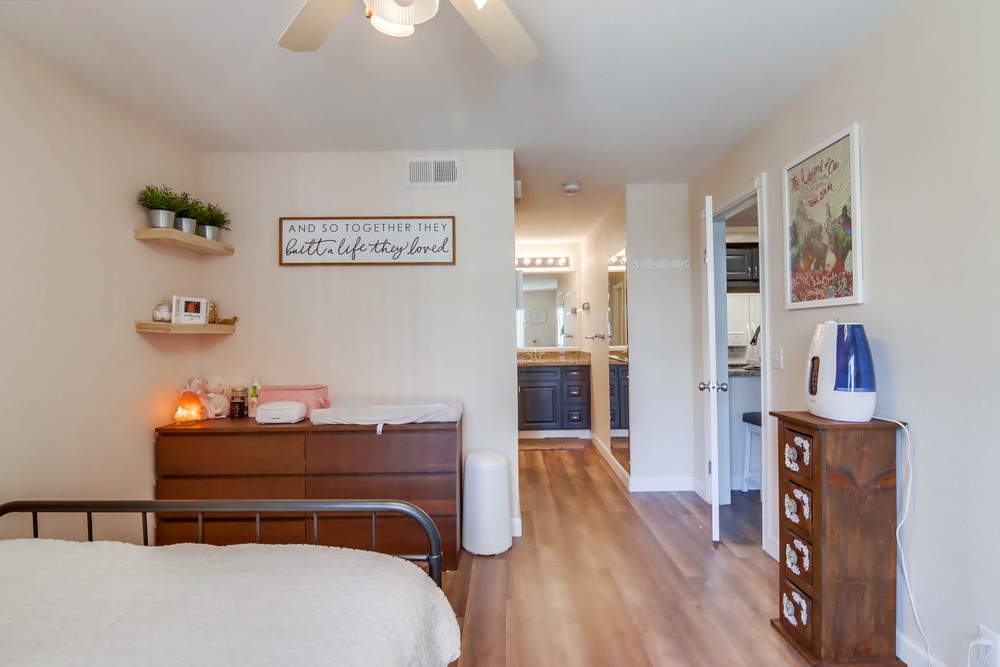 Virtual tour photo 27 of 39 for 3078 Broadway UNIT 202