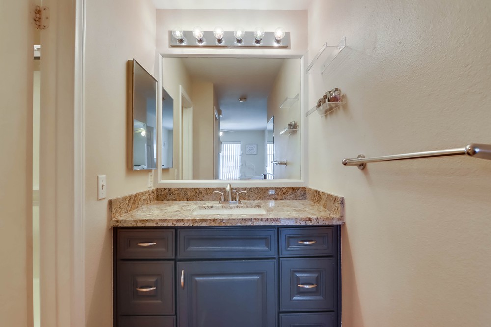 Virtual tour photo 29 of 39 for 3078 Broadway UNIT 202