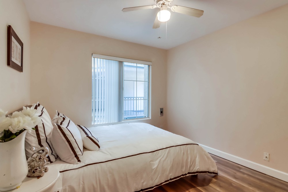 Virtual tour photo 32 of 39 for 3078 Broadway UNIT 202