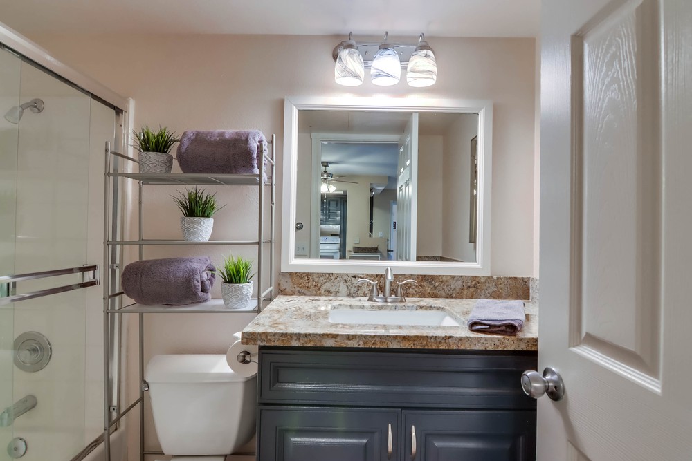 Virtual tour photo 35 of 39 for 3078 Broadway UNIT 202
