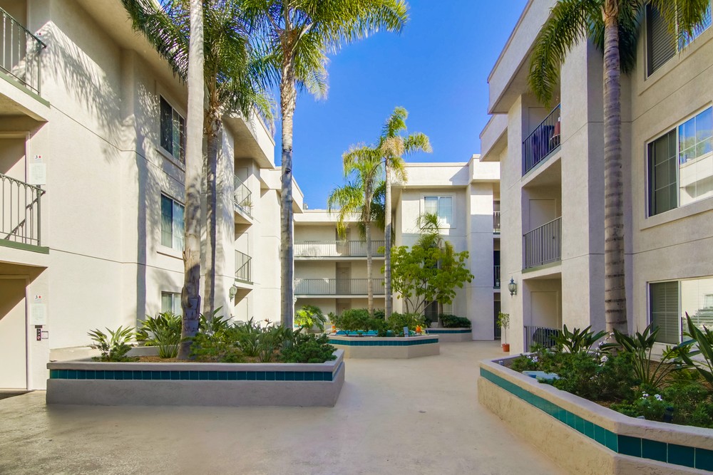 Virtual tour photo 7 of 41 for 3078 Broadway