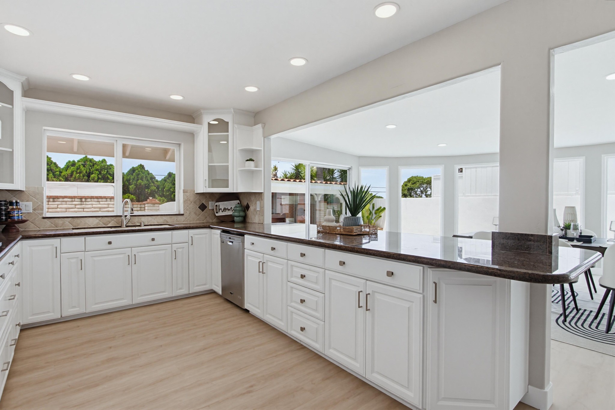 Virtual tour photo 22 of 121 for 308 Leeann Ln
