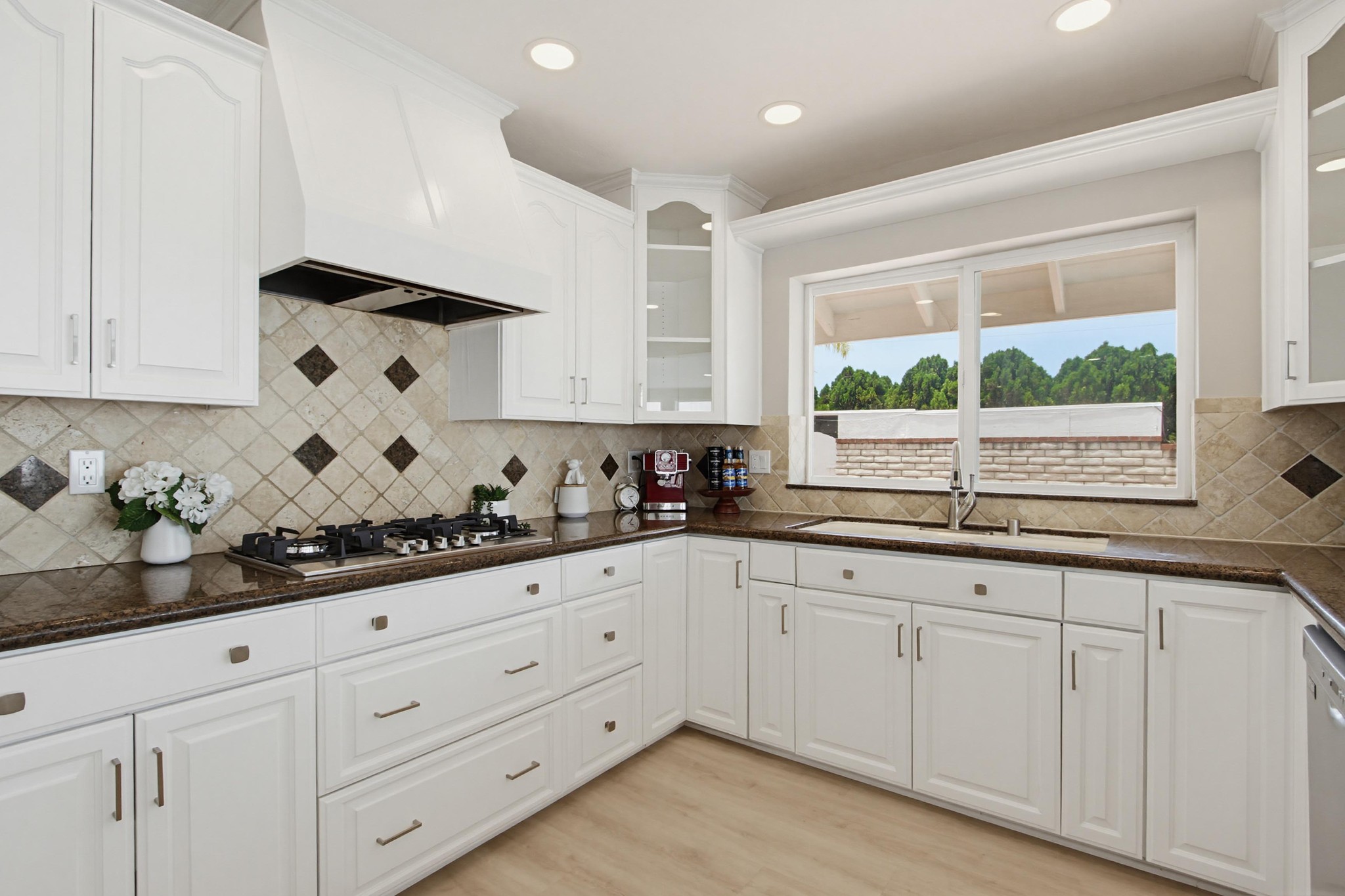 Virtual tour photo 23 of 121 for 308 Leeann Ln