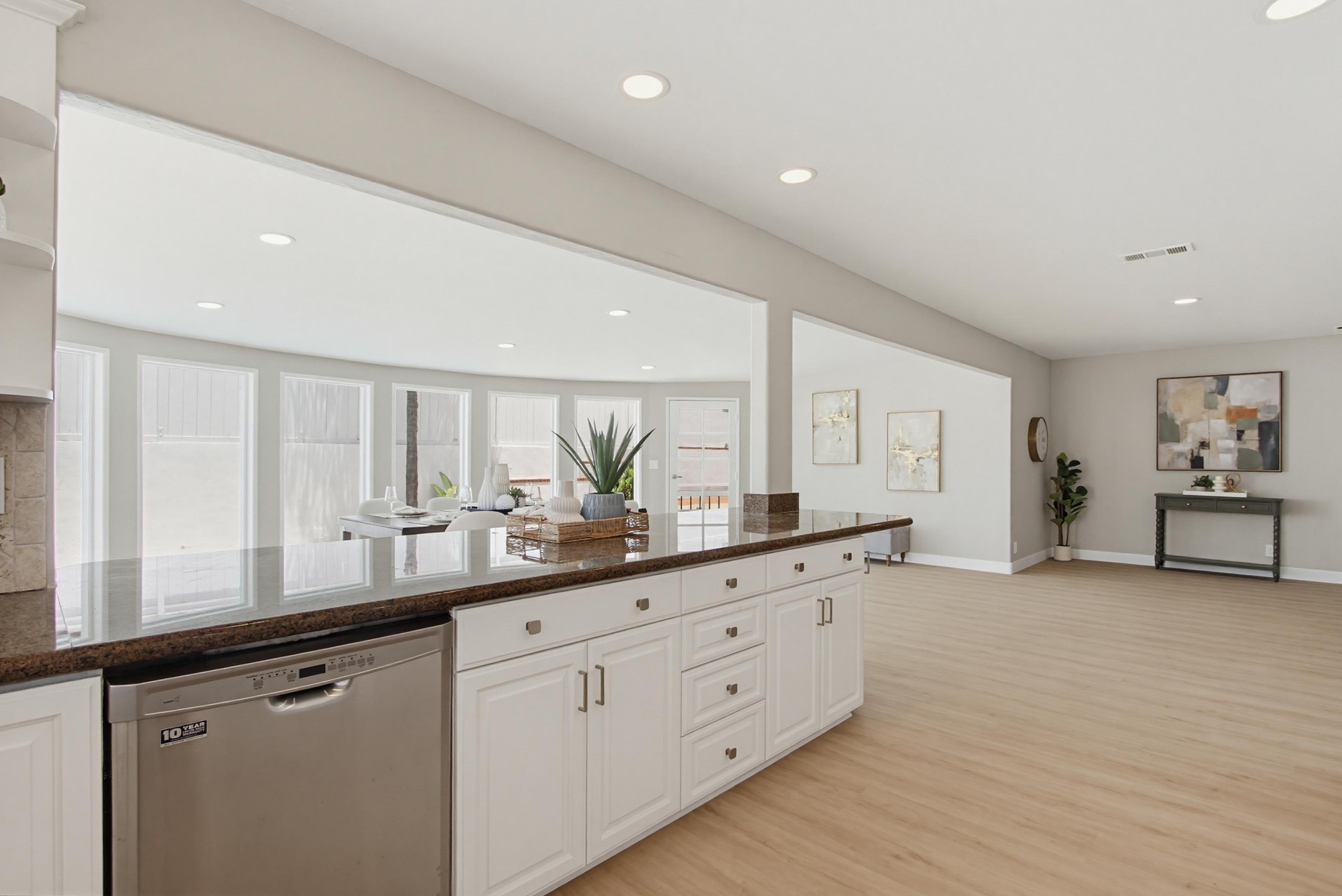 Virtual tour photo 24 of 121 for 308 Leeann Ln