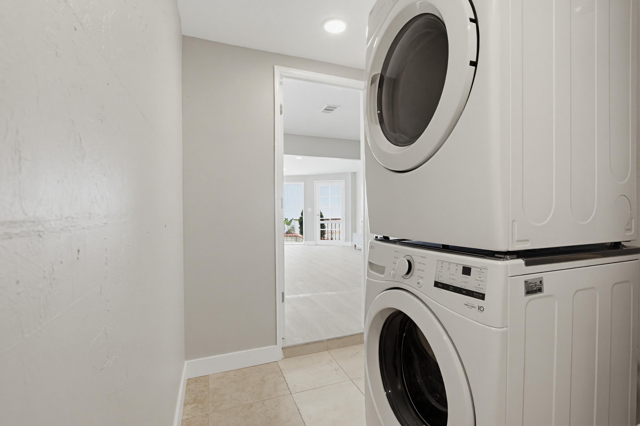 Virtual tour photo 30 of 121 for 308 Leeann Ln